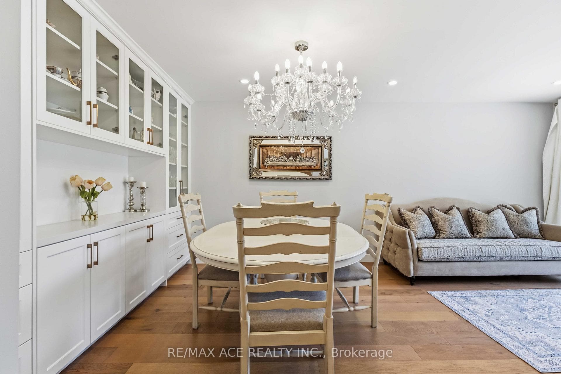 19 Barker Court photo 6
