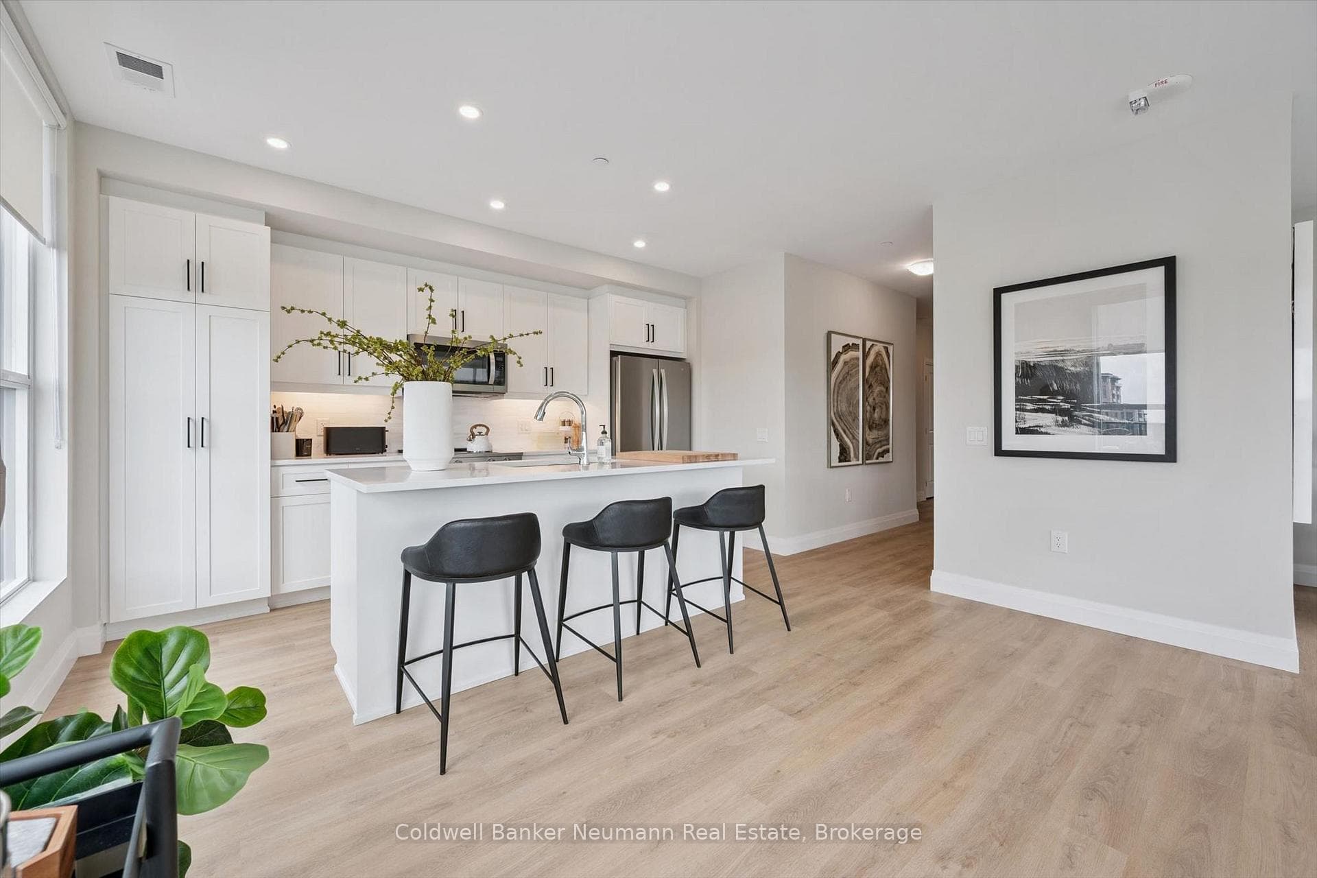 1882 Gordon Street Unit 319 photo 11
