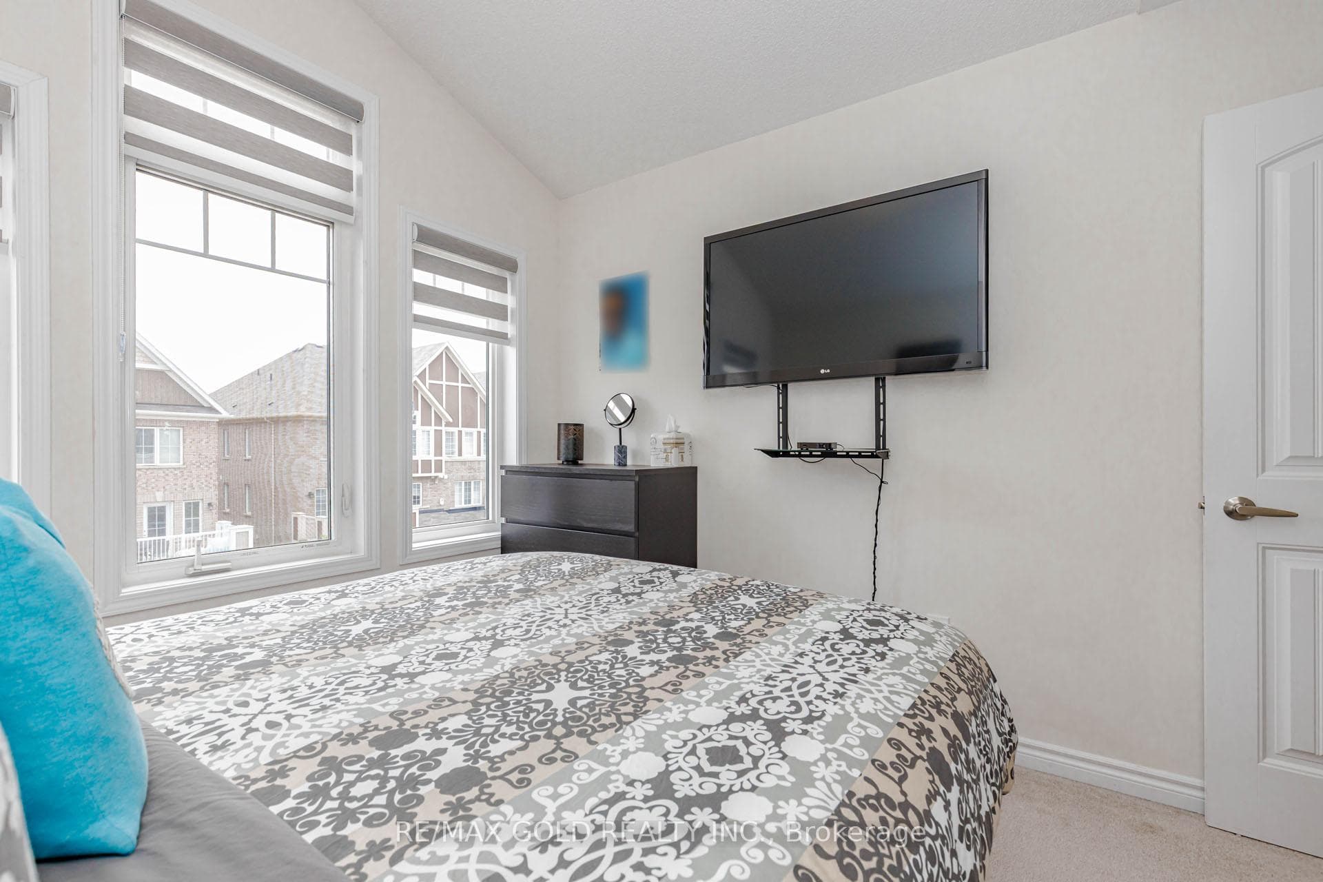 283 Casson Point photo 40