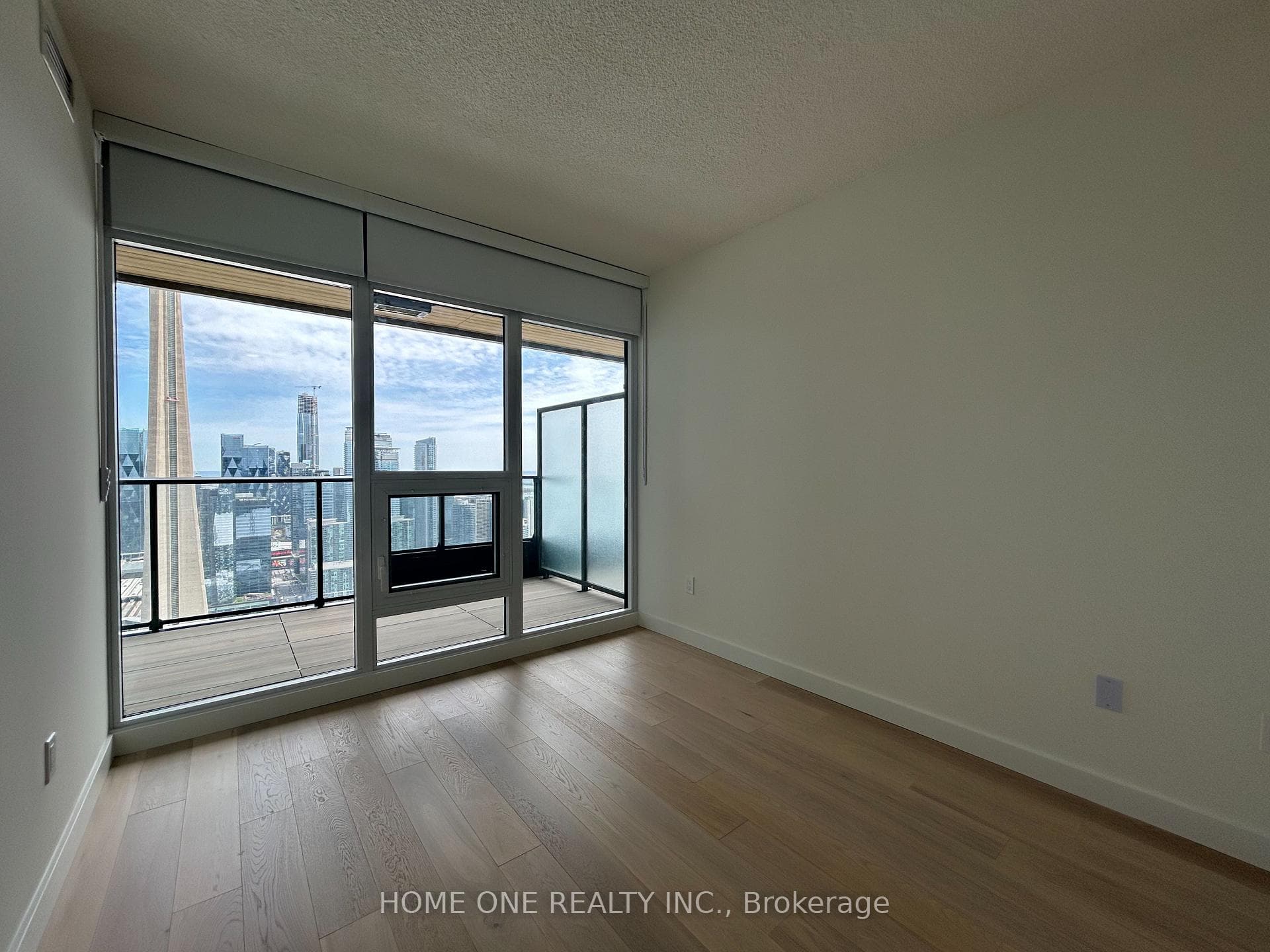 3 Concord Cityplace Way Unit 6207 photo 5