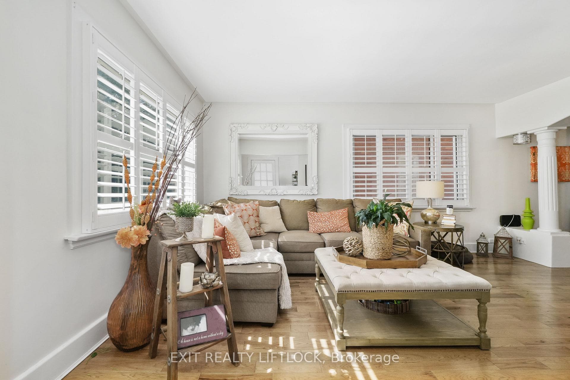 162 Montgomery Street photo 4