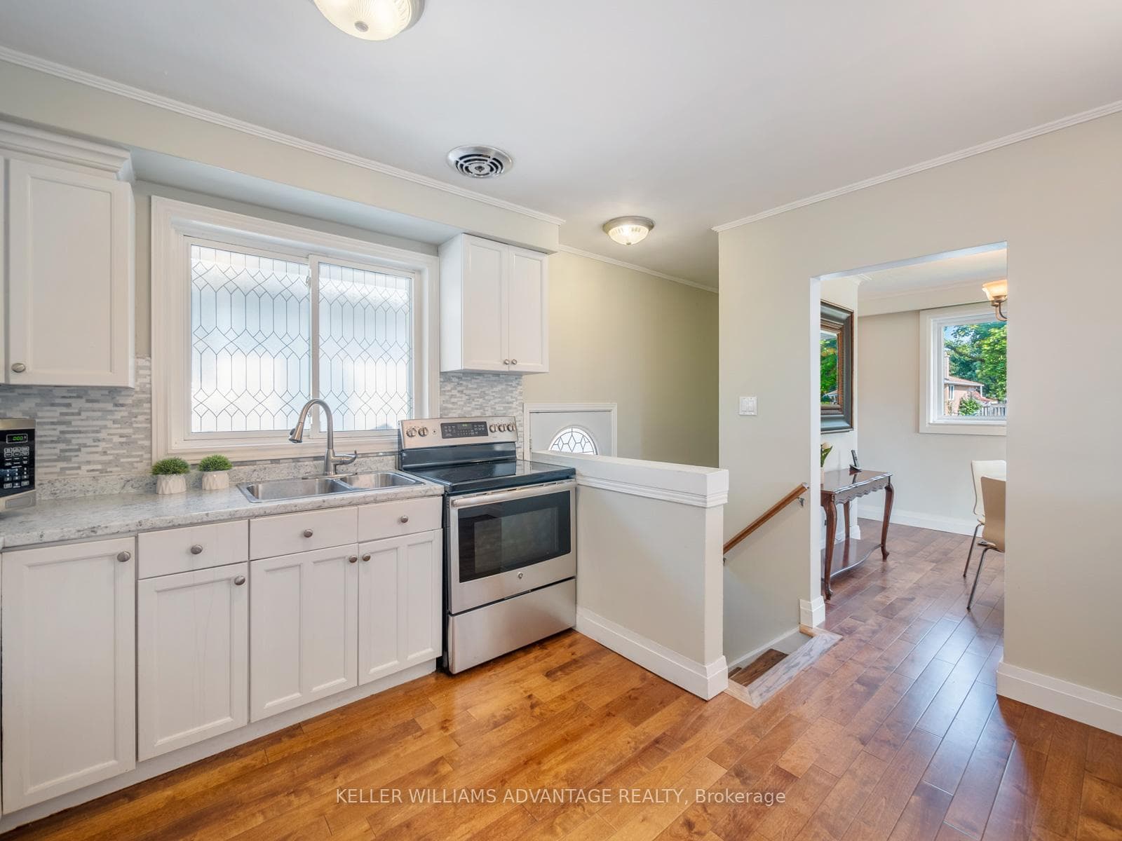 88 Wellesworth Drive photo 16