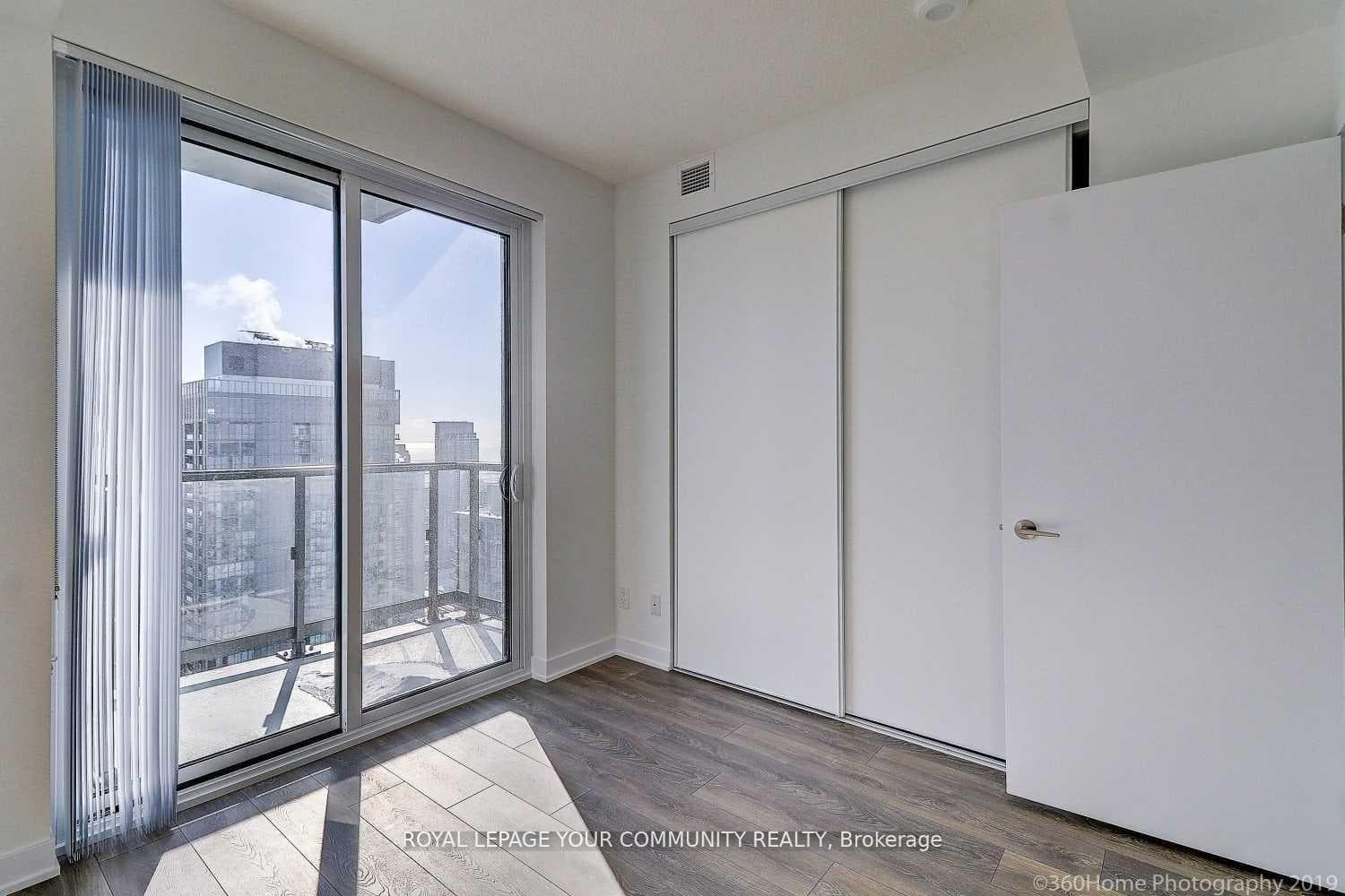 87 Peter Street Unit 4202 photo 10
