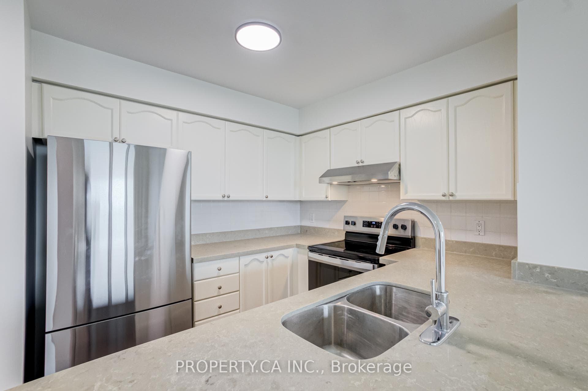 8 Hillcrest Avenue Unit 2309 photo 11
