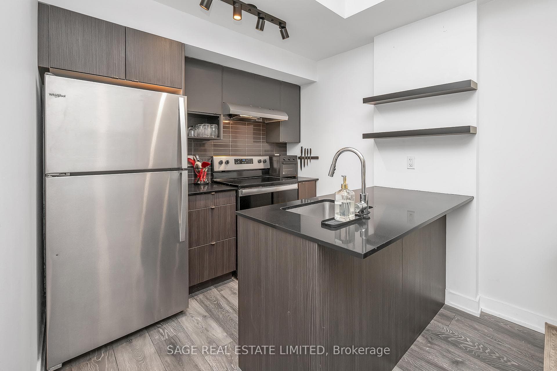 1137 Cooke Boulevard Unit 201 photo 16