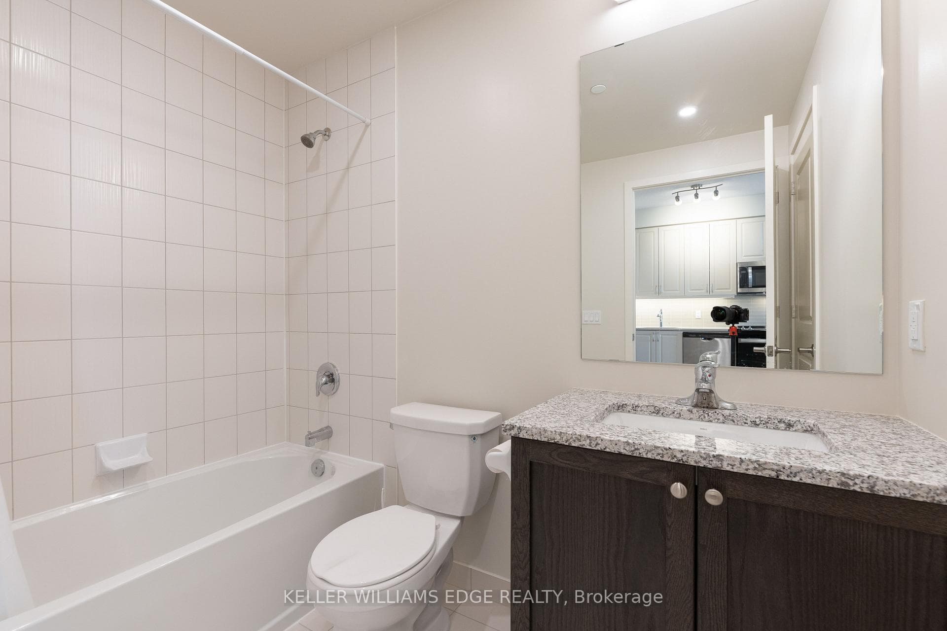 38 Annie Craig Drive Unit 1609 photo 12