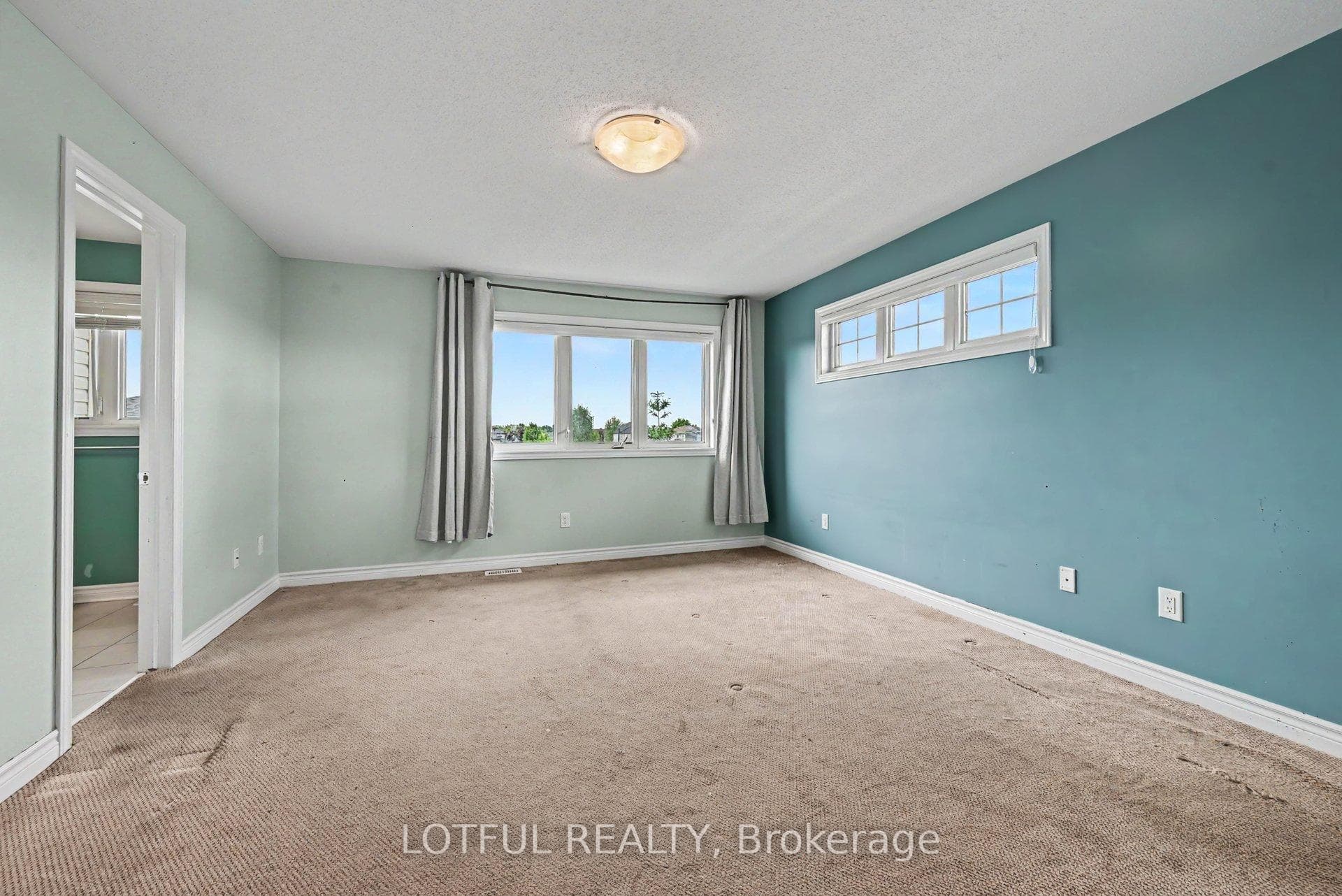 2201 Marble Crescent photo 13