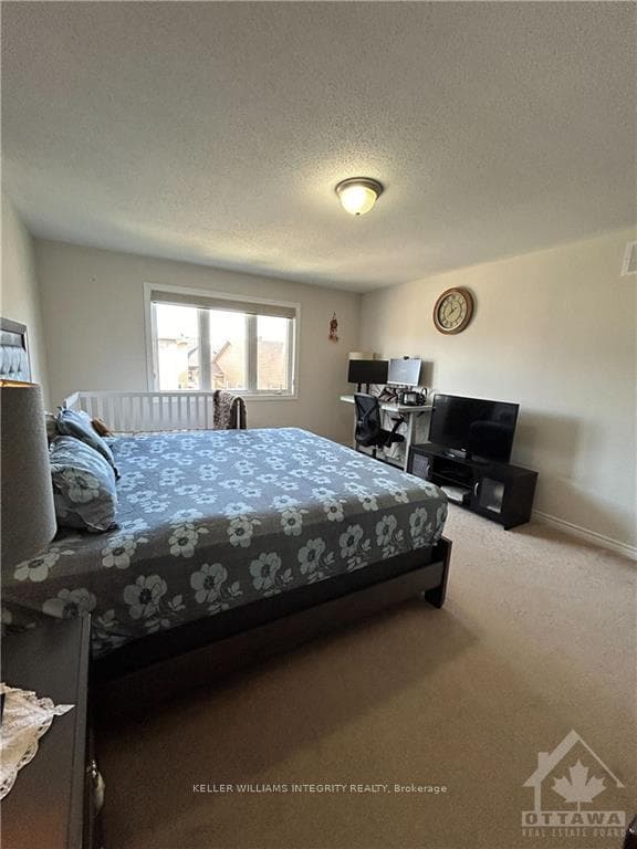 345 ROUNCEY Road photo 12