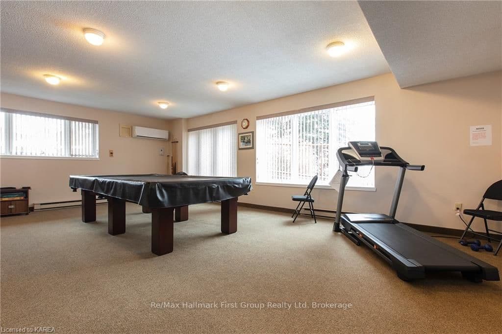675 DAVIS Drive Unit 710 photo 36