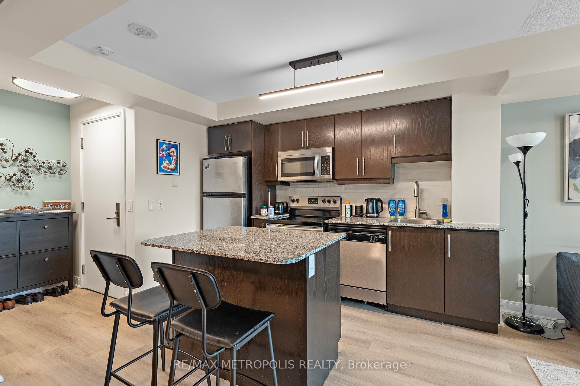 1 Scott Street Unit 605 photo 16