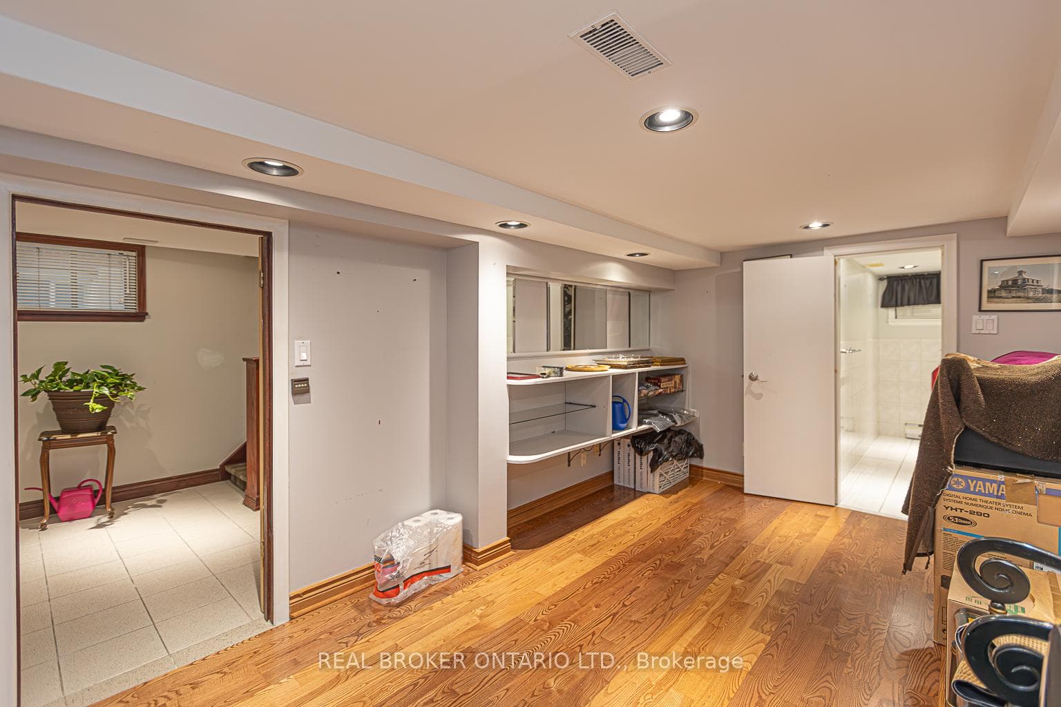107 Foxwell Street photo 33