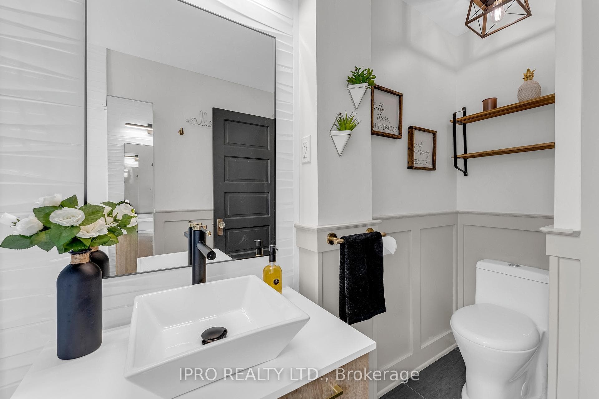 3 Spencer Avenue photo 16
