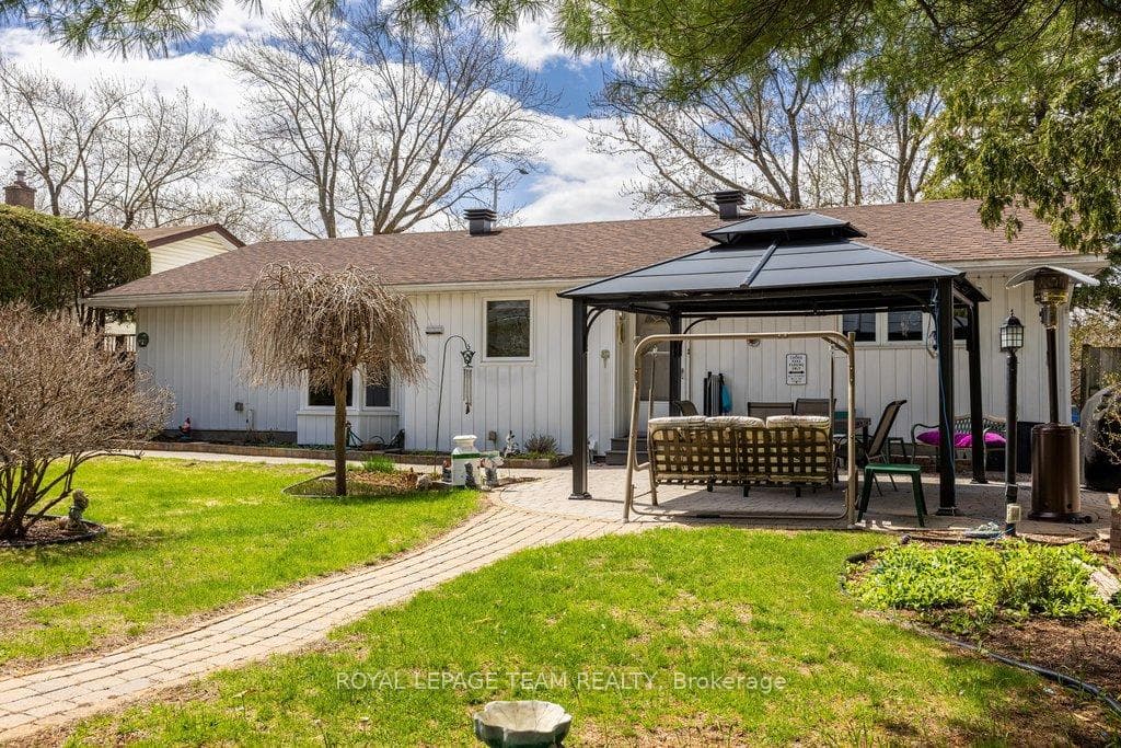 2368 Ogilvie Road photo 21