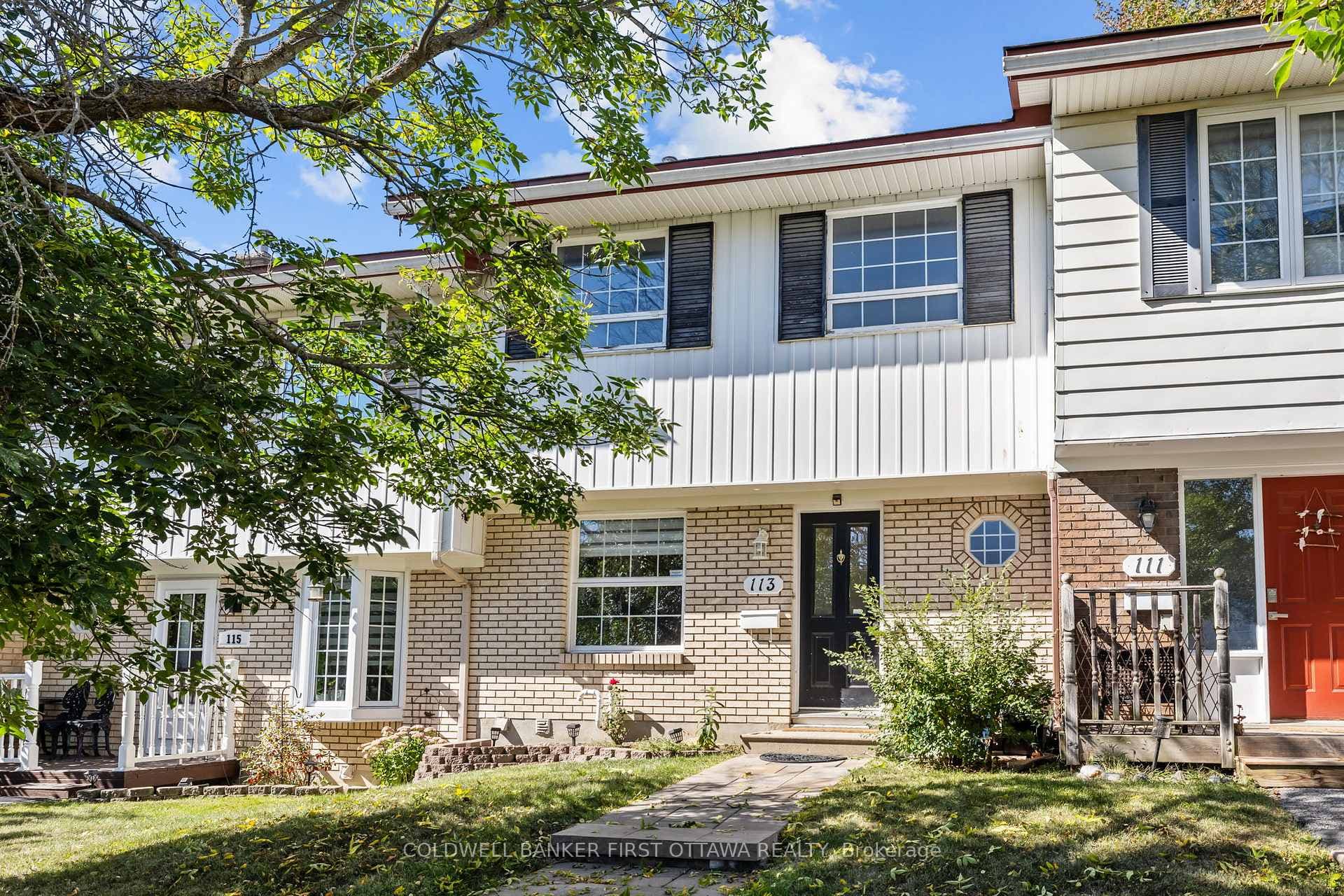 113 Monterey Drive photo 2