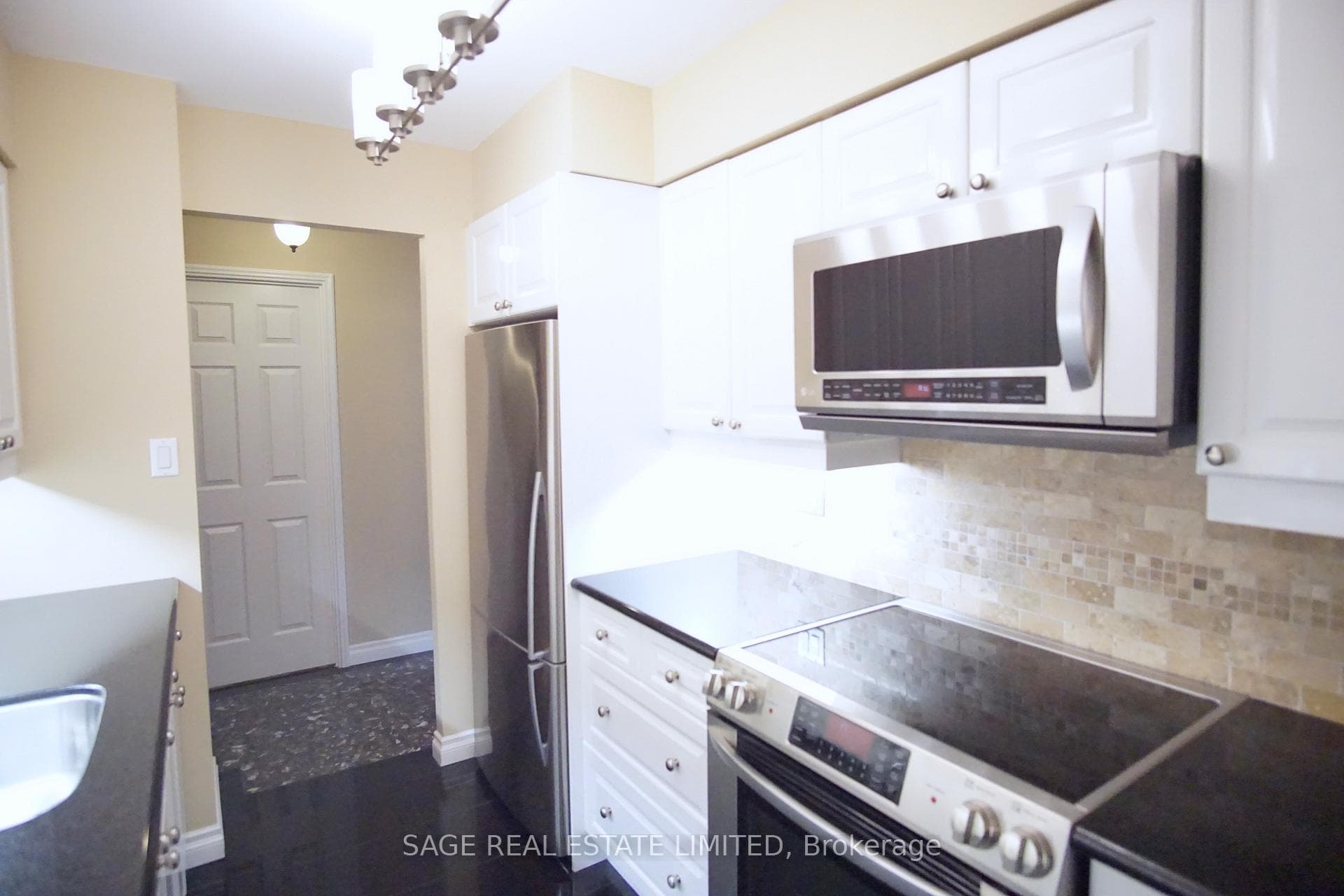 47 St Clair Avenue Unit 801 photo 11