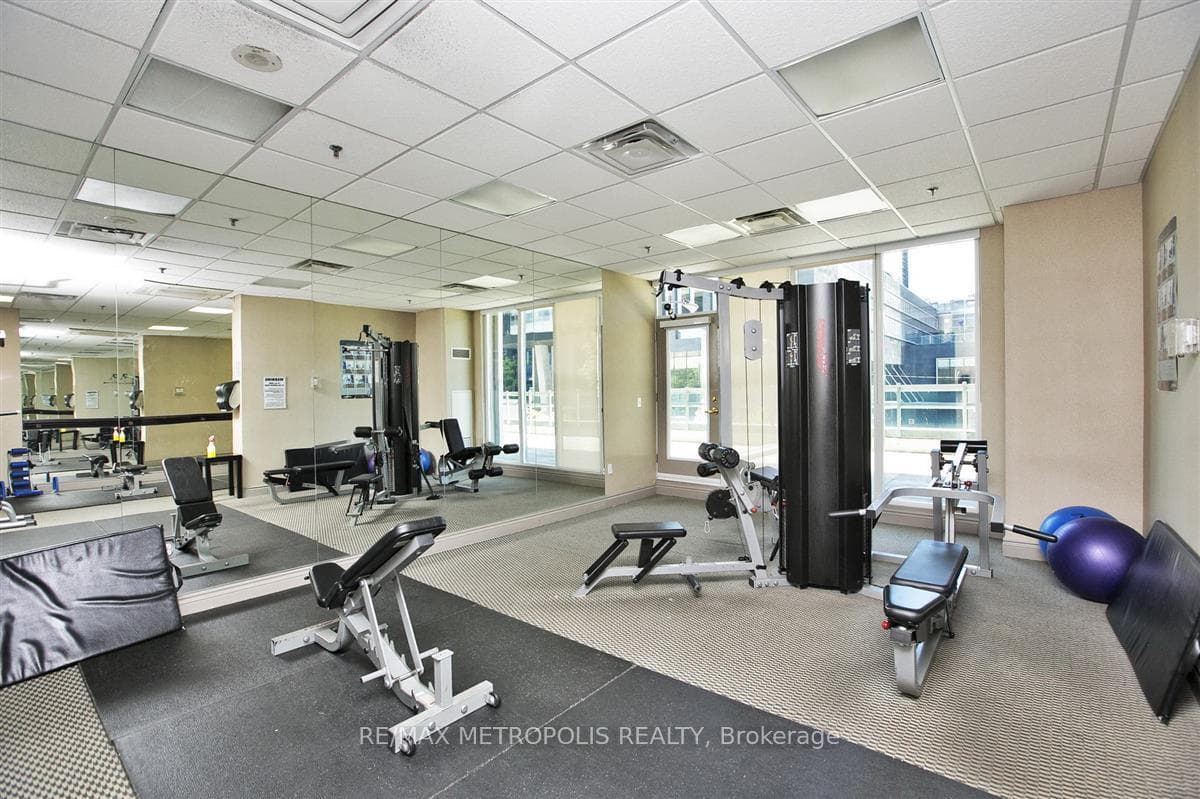 51 Lower Simcoe Street Unit 321 photo 35