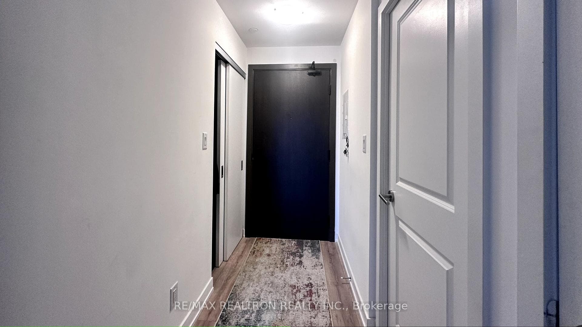 2799 Kingston Road Unit 613 photo 9