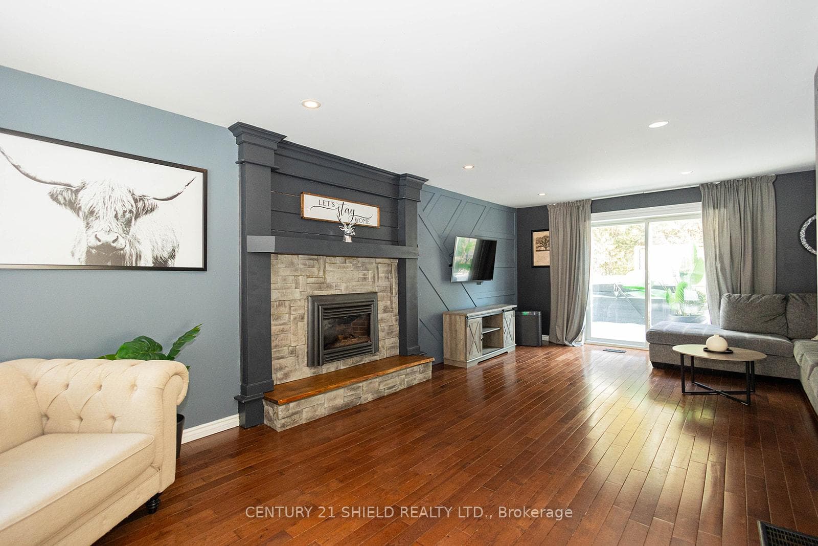 21857 CONCESSION RD 9 Road photo 9