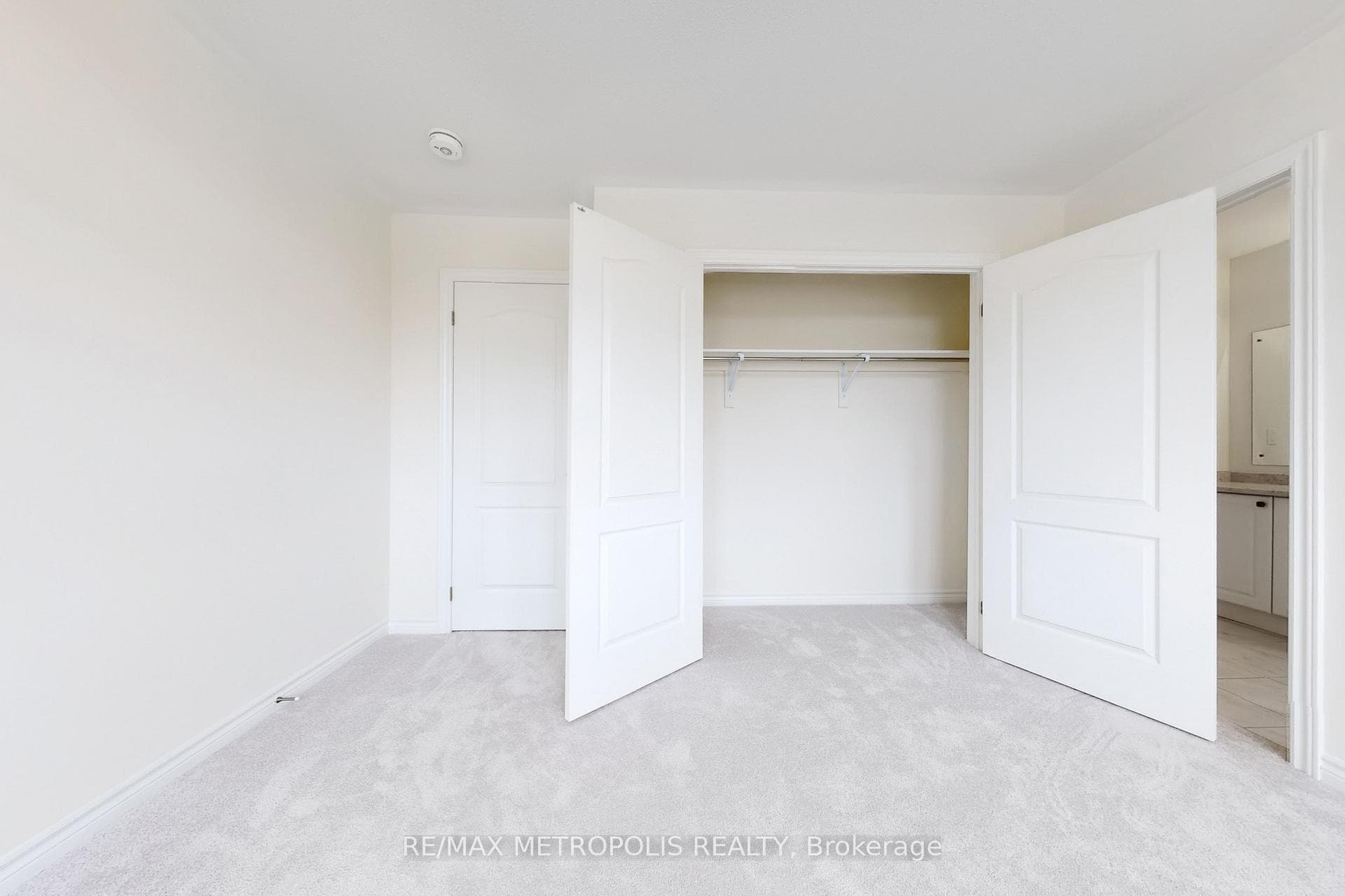 167 Hawkins Street photo 39