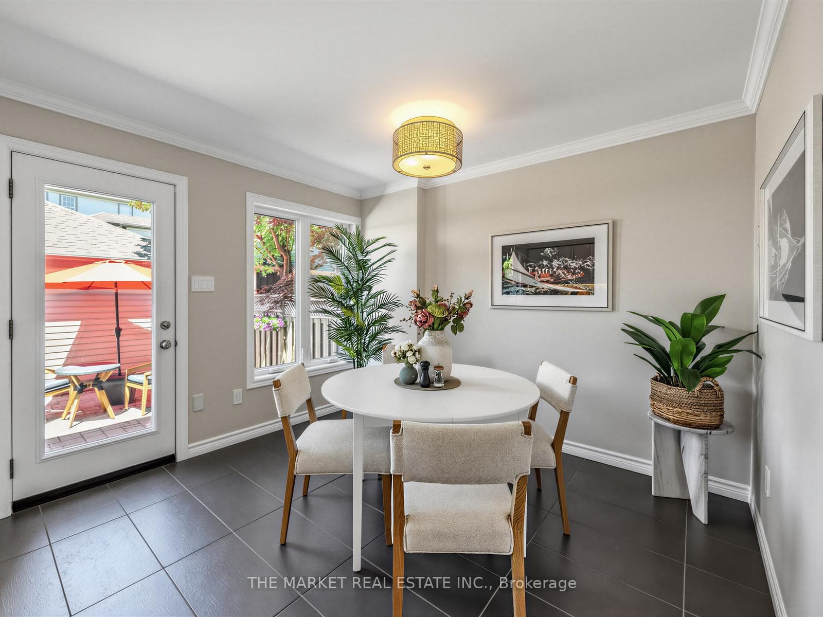 227 Gatwick Drive photo 18