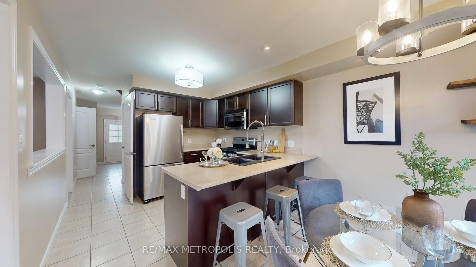 192 Avondale Drive photo 5