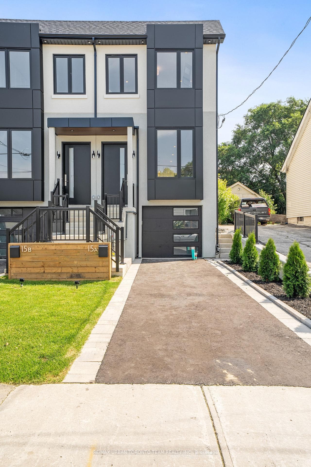 15A Medford Avenue photo 40