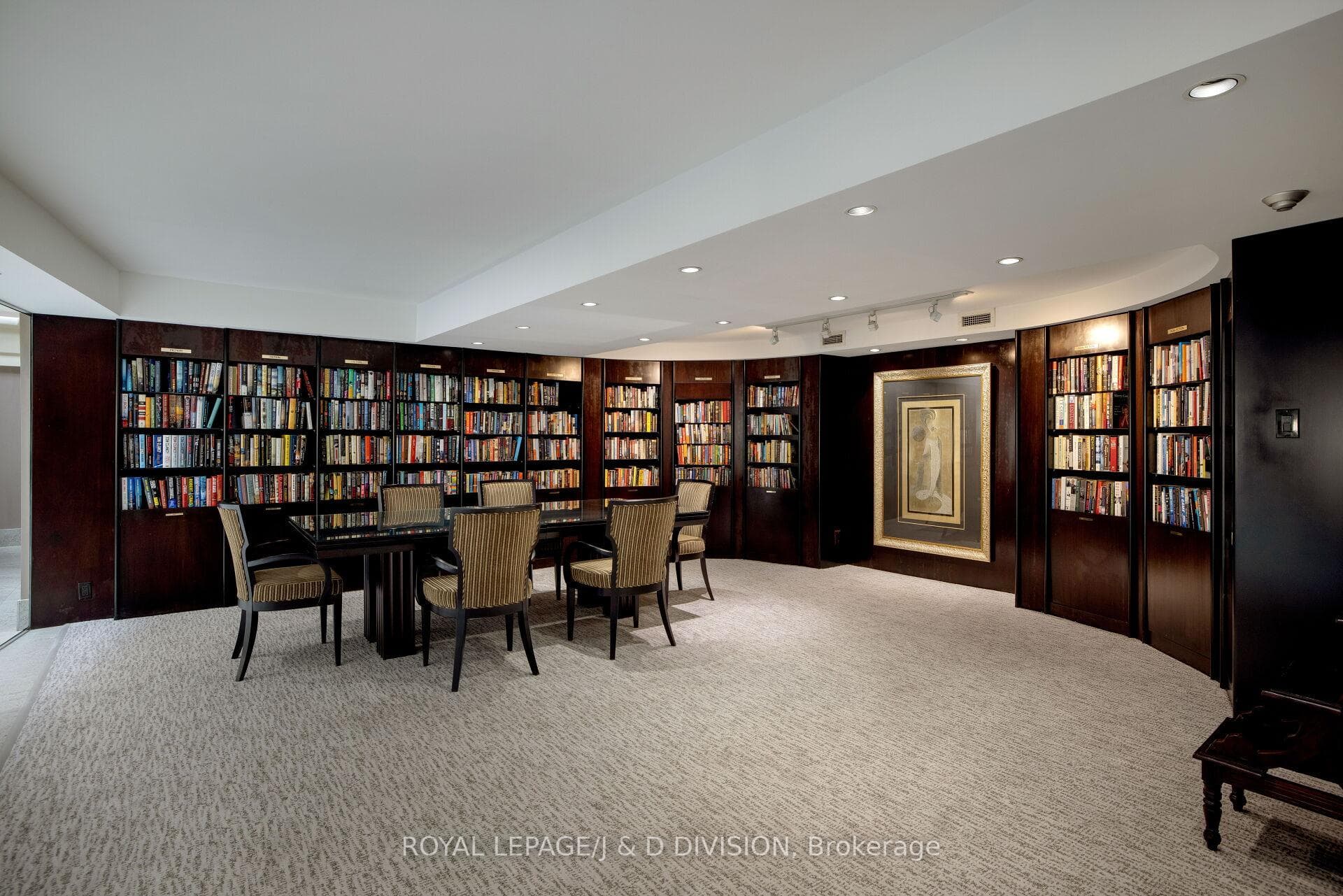 2727 Yonge Street Unit 714 photo 20