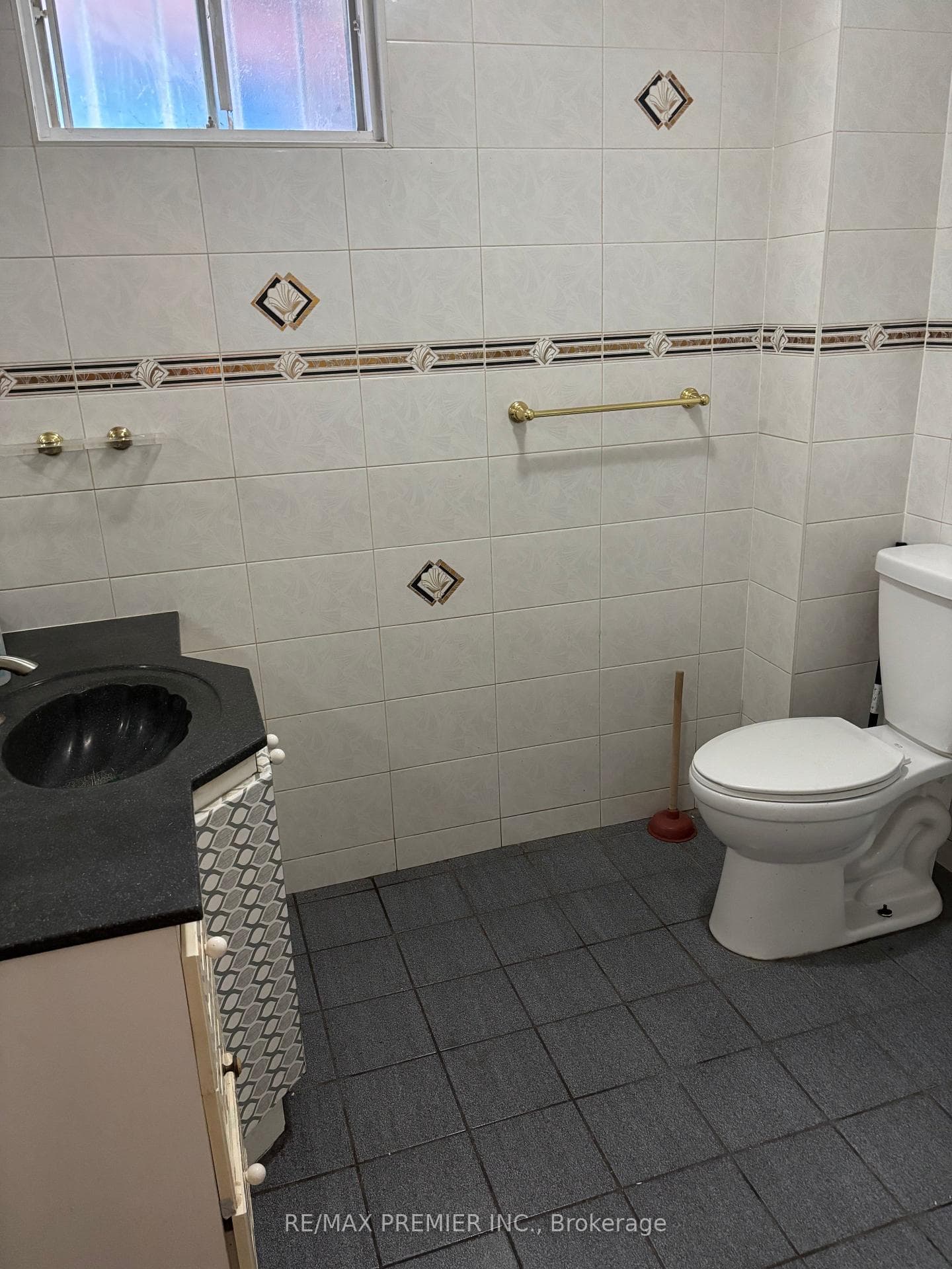 37 Irwin Road Unit LOWER photo 6