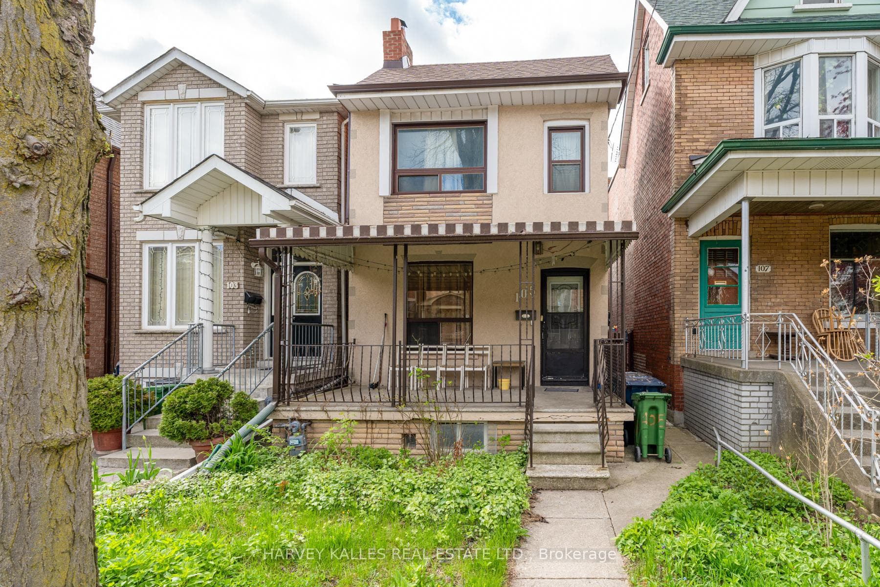 105 Melville Avenue photo 1