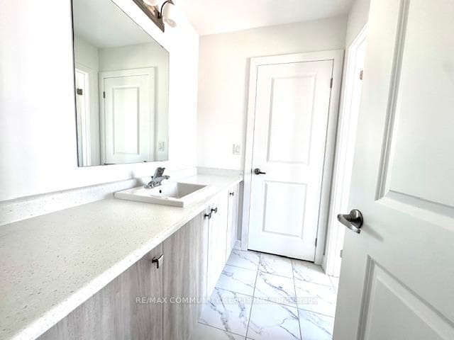 116 DEER RIDGE Crescent photo 4