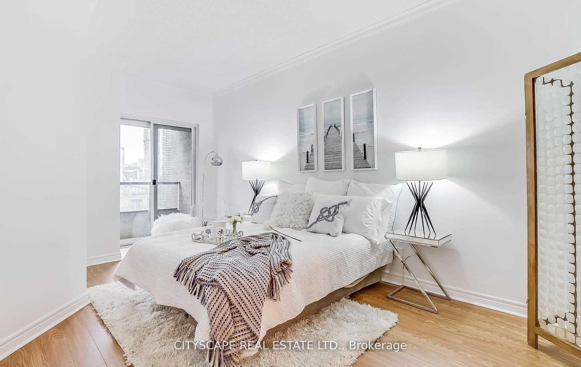 55 Bloor Street Unit Lph8 photo 19