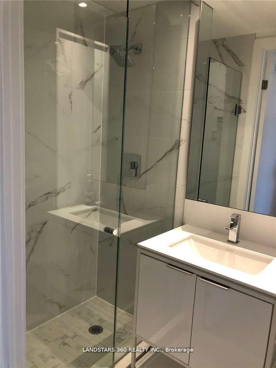 77 Shuter Street Unit 609 photo 13