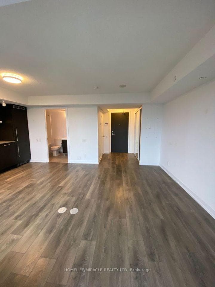 365 Church Street Unit 1407 photo 4