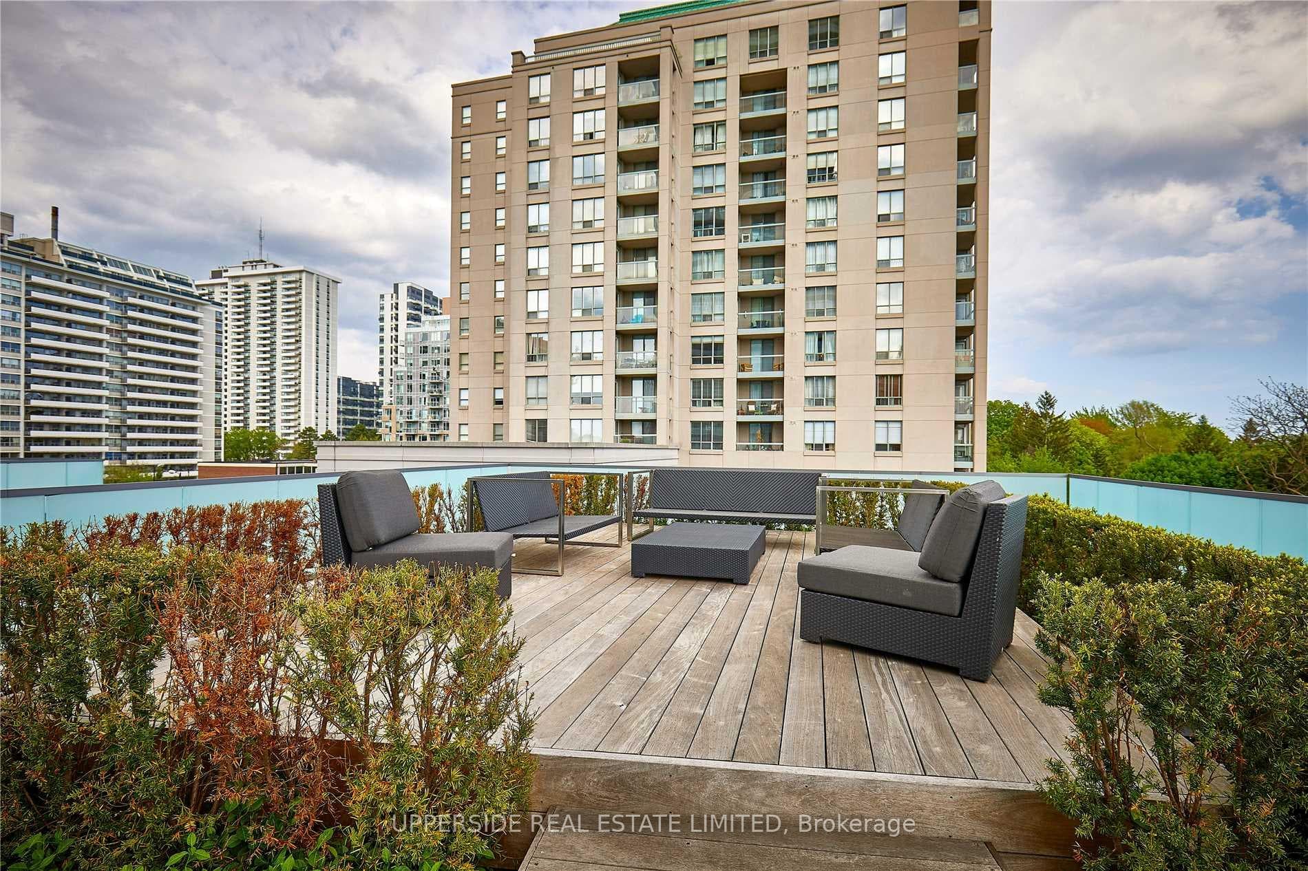 1815 Yonge Street Unit 709 photo 12