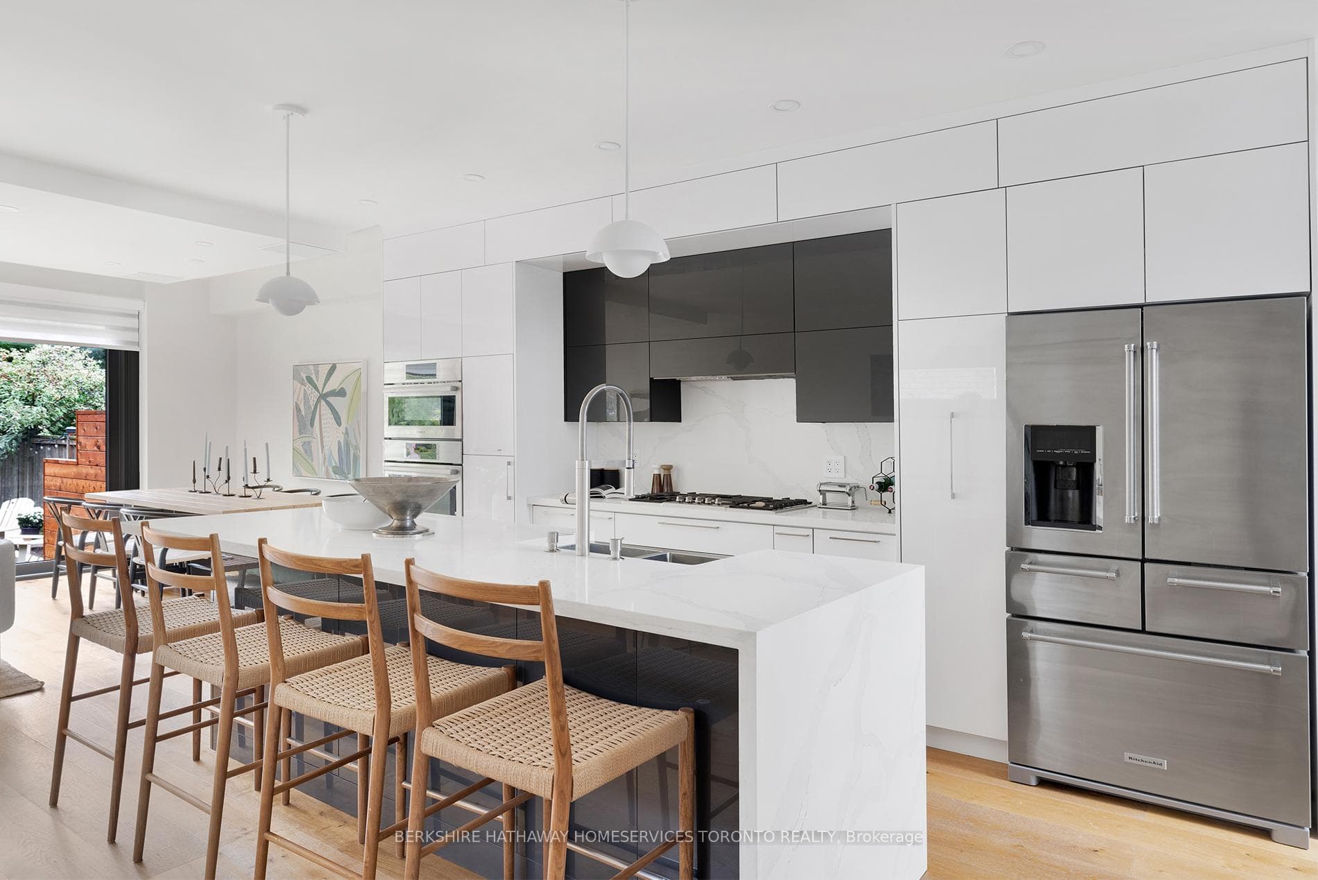 37 Woodmount Avenue photo 4