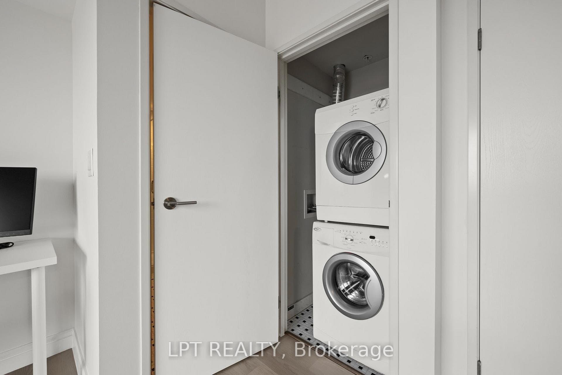 555 Anand Private Unit 707 photo 27