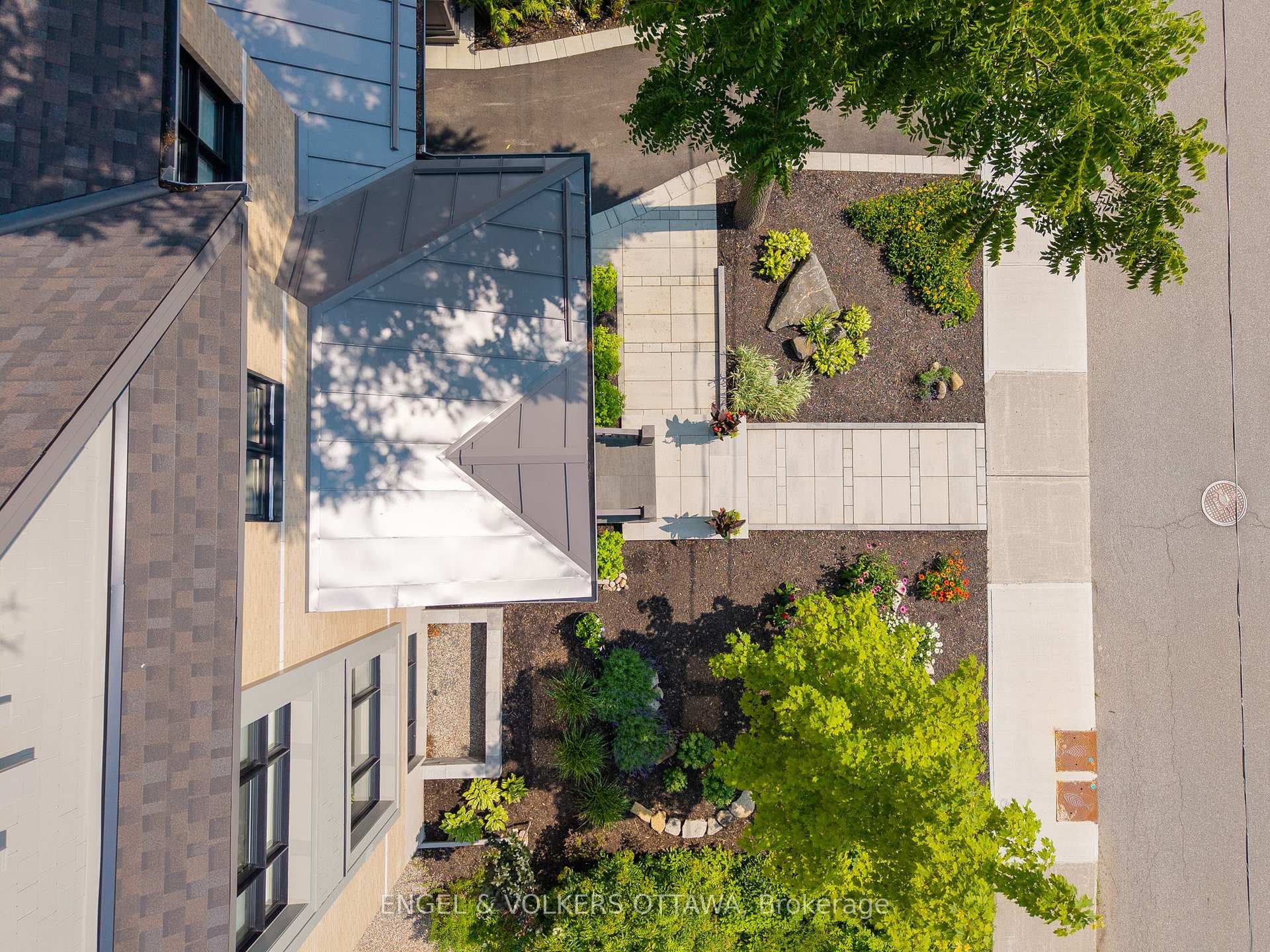 37 Clarendon Avenue photo 46