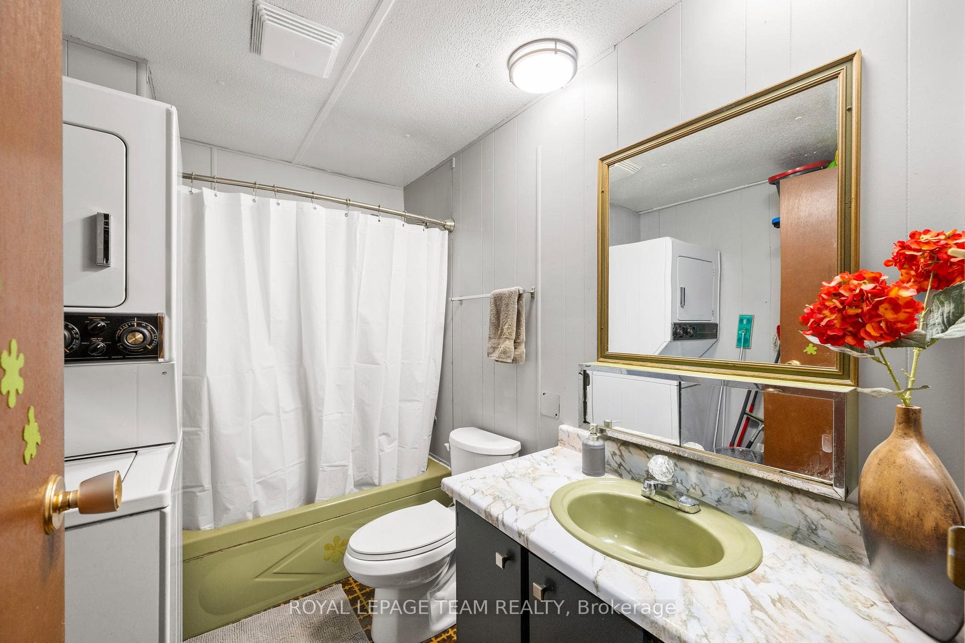 611 Burnstown Road photo 18