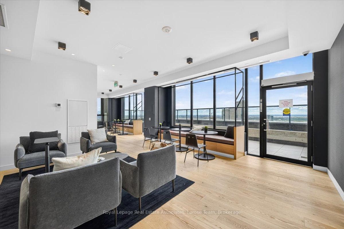 2920 Highway 7 Road Unit 3707 photo 30