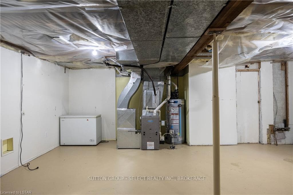 21 GRAYDON Street photo 16