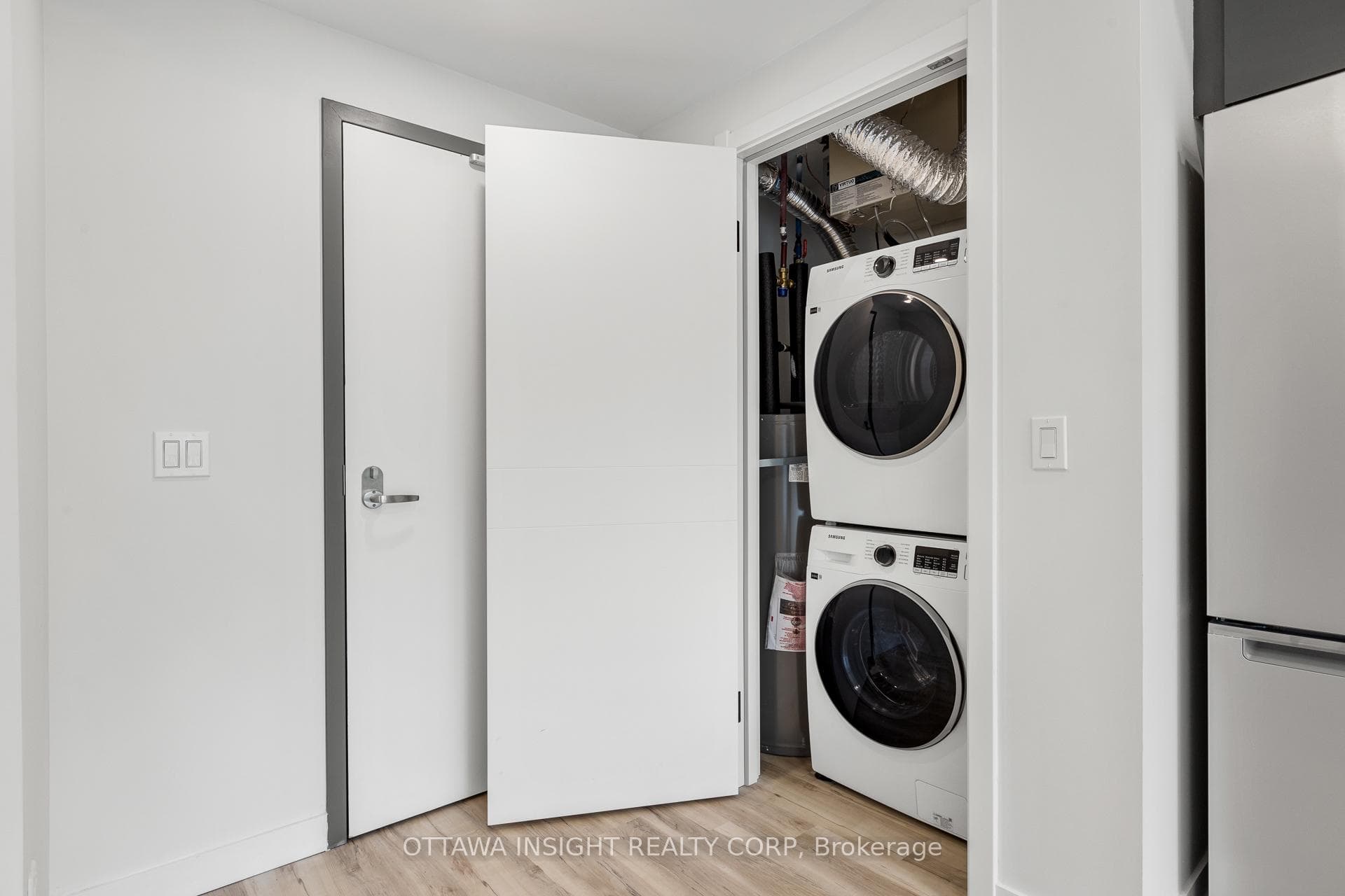 2409 Carlsen Avenue Unit 201 photo 8