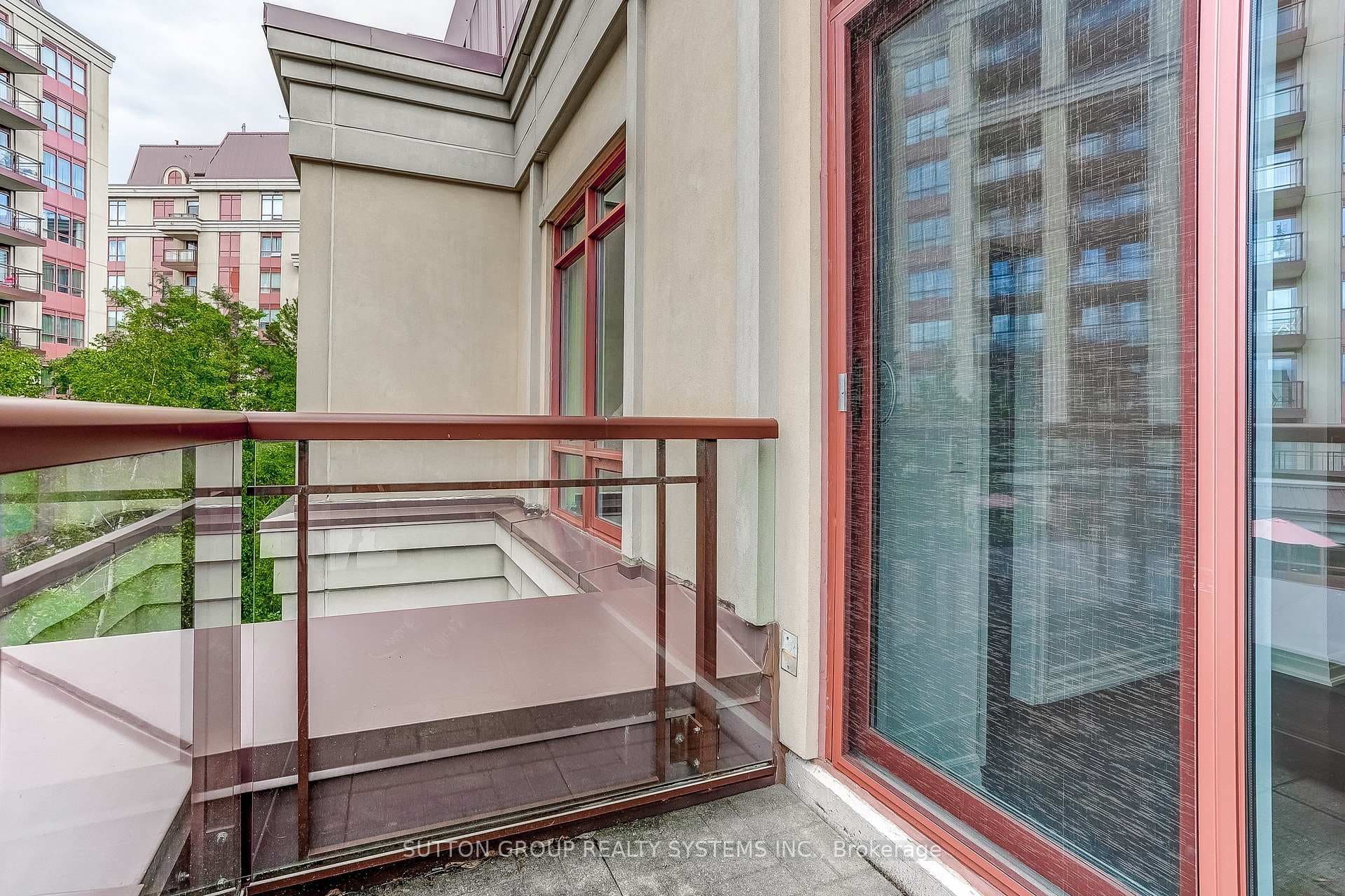15 Rean Drive Unit 408 photo 18