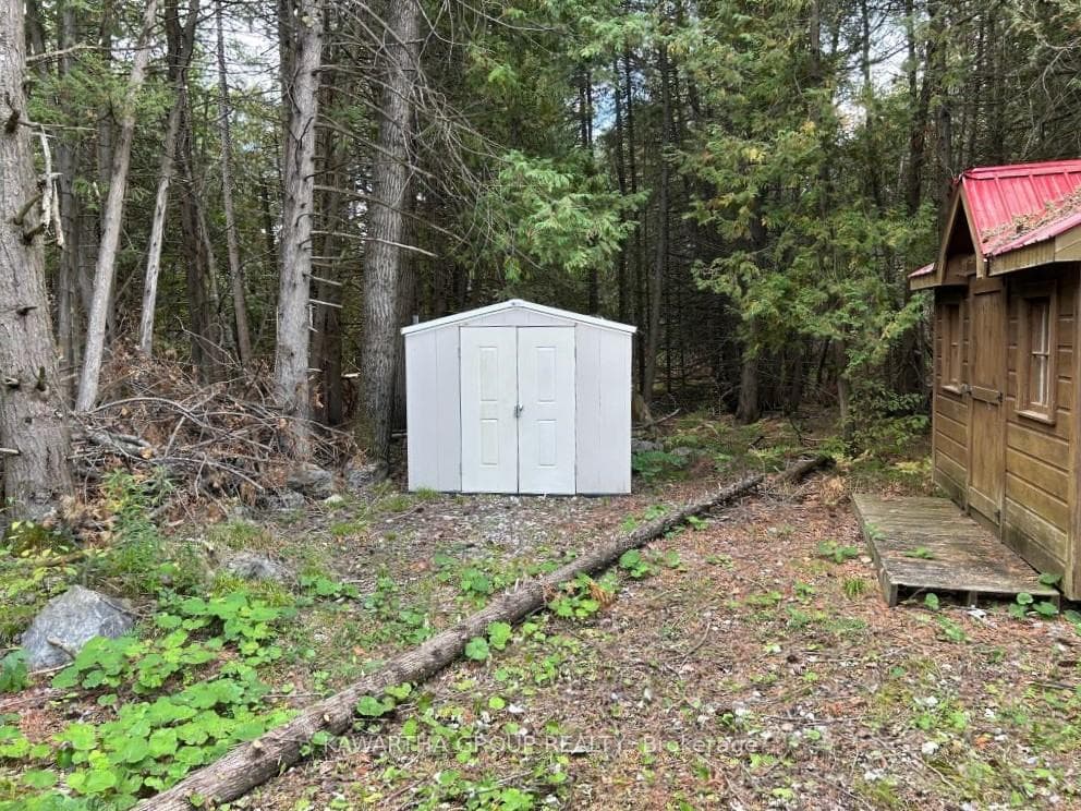 176 Base Line Road photo 4