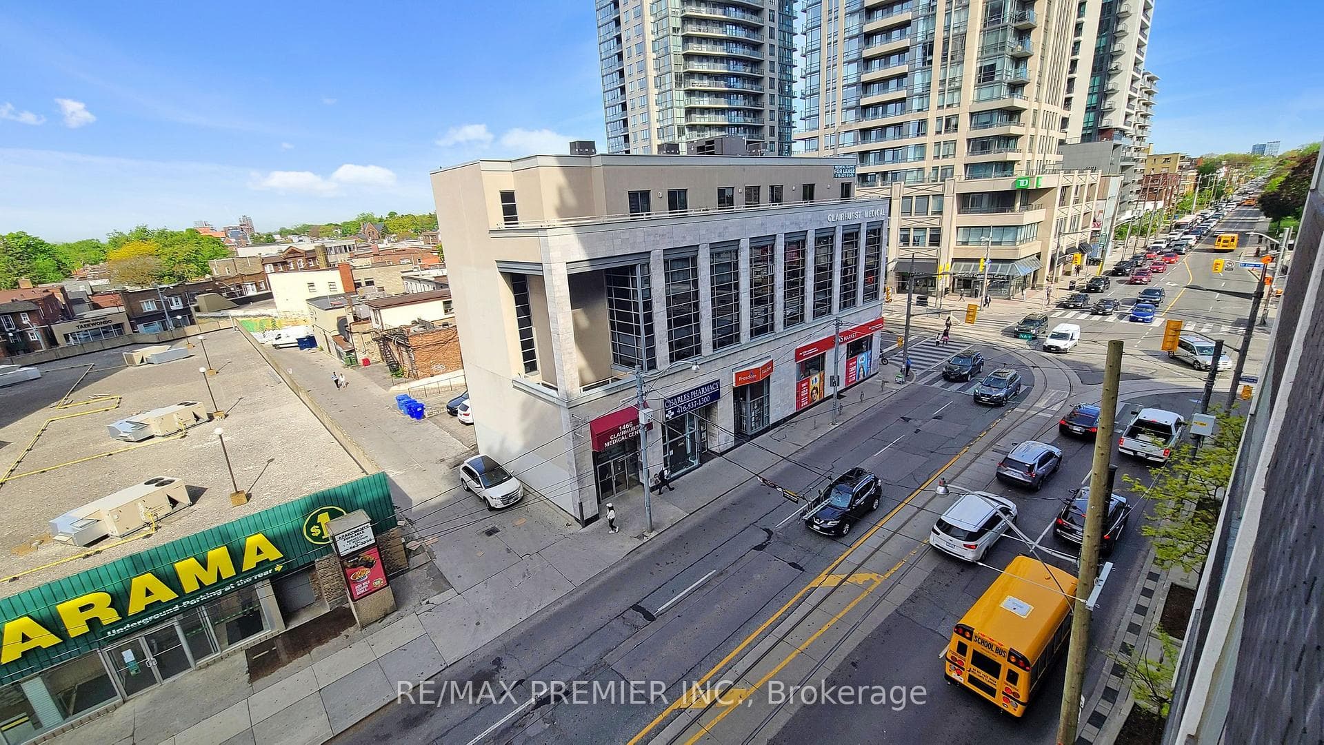501 St Clair Avenue Unit 420 photo 34