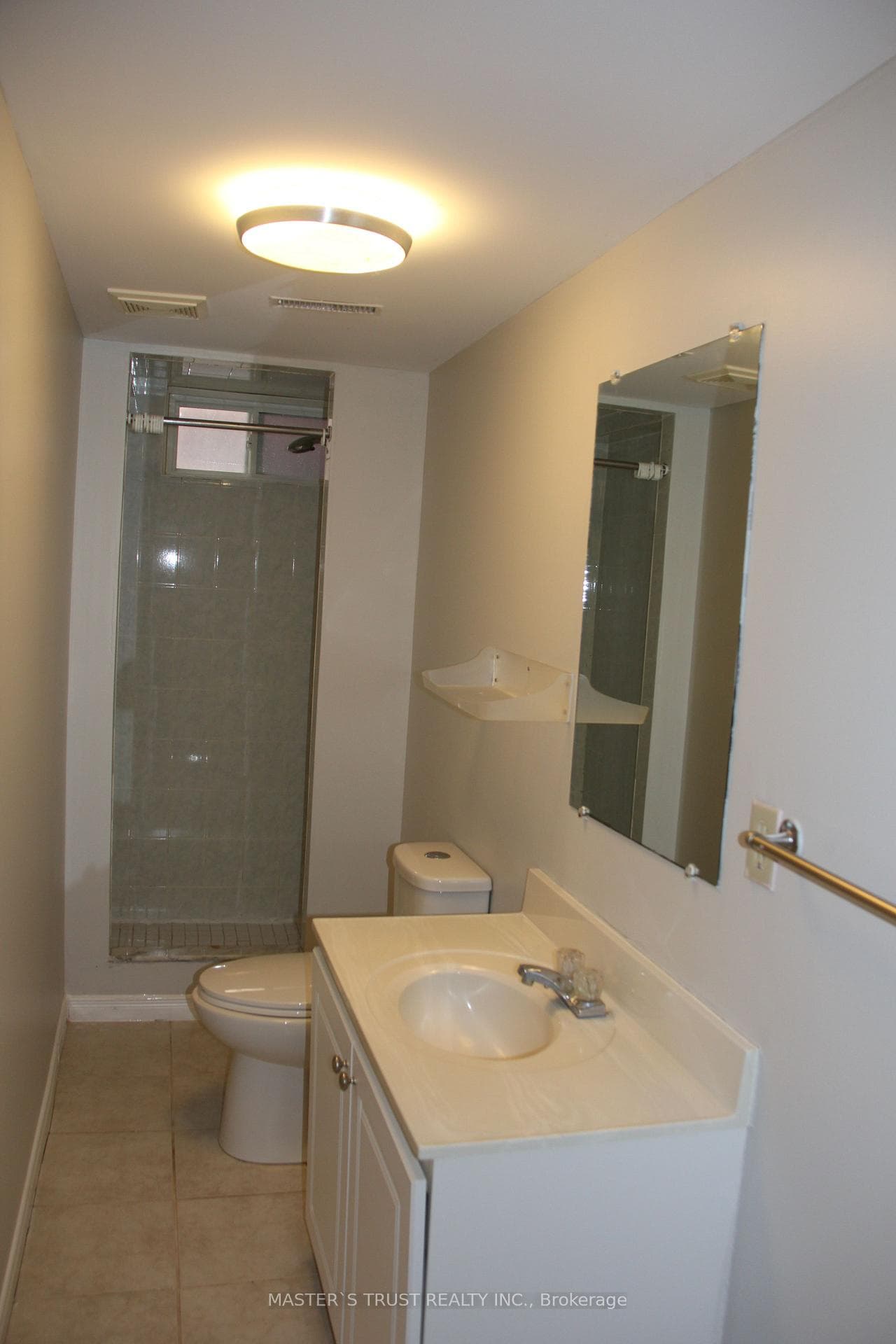 125 Purcell (Basement) Square photo 6