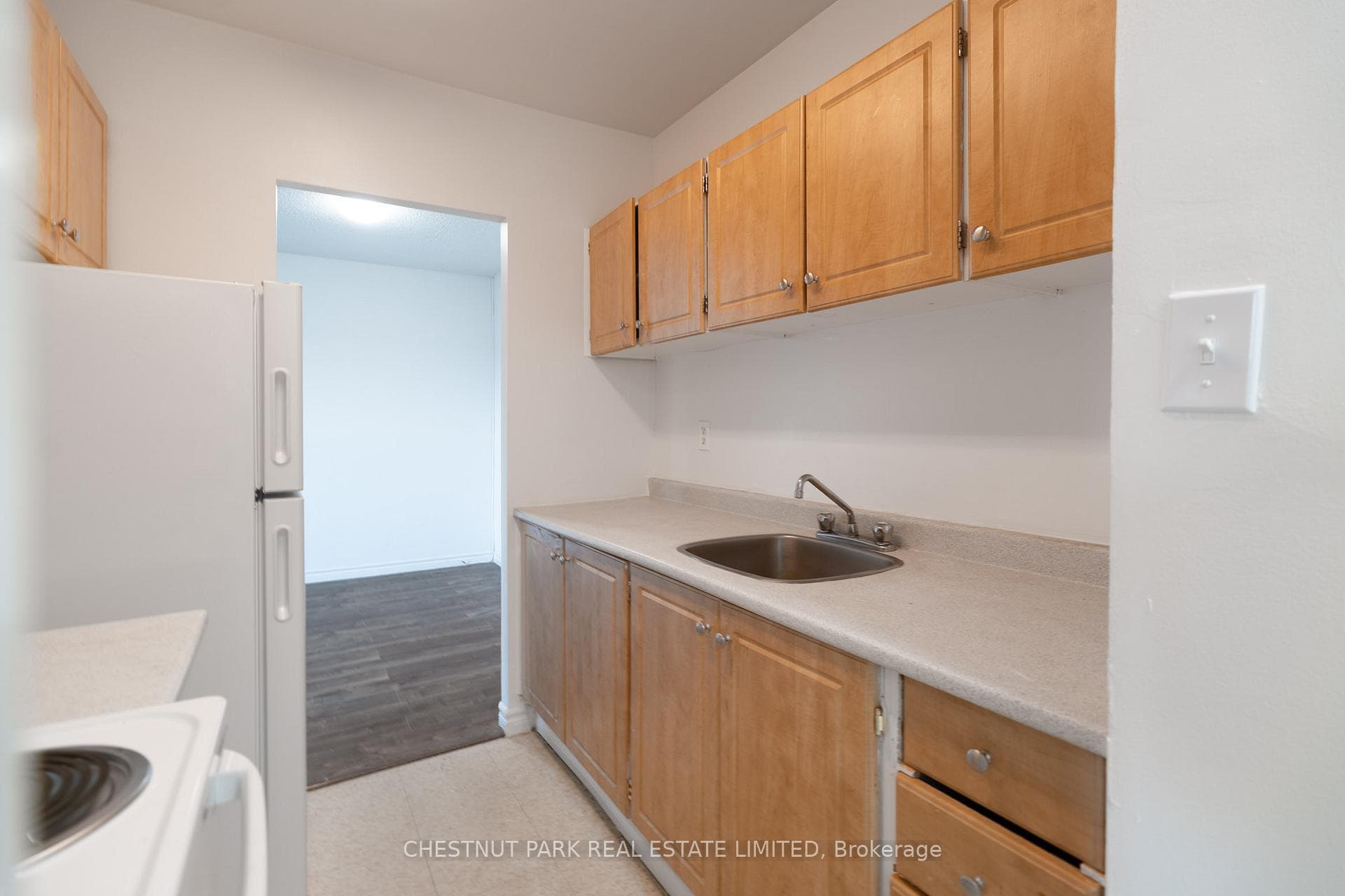 888 Glen Street Unit 503 photo 6