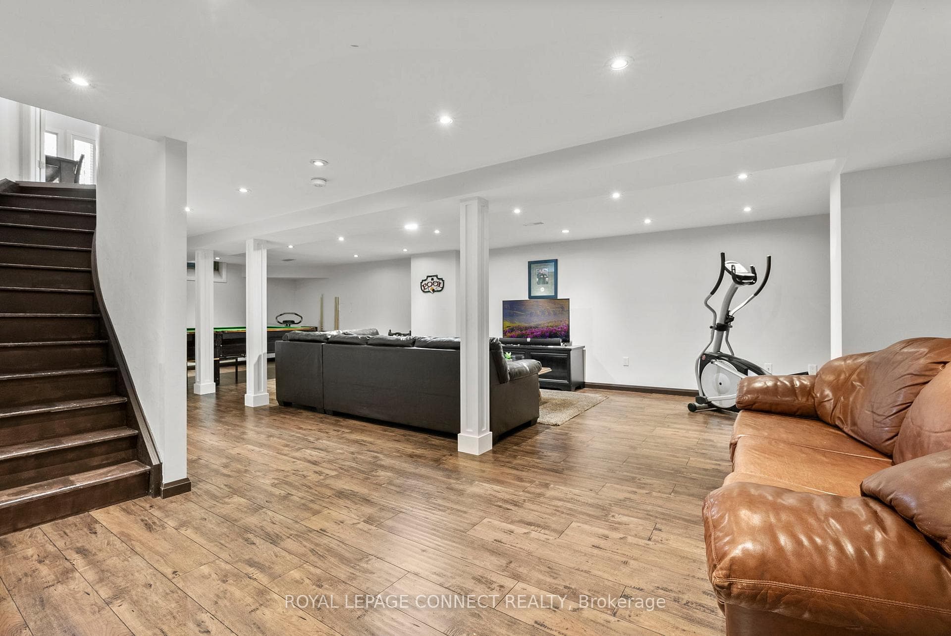 39 Mahogany Court photo 27