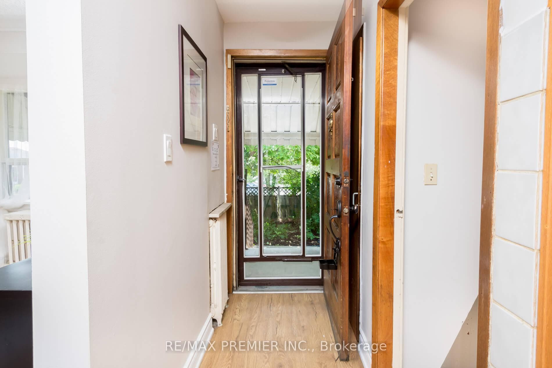 71 Miranda Avenue photo 6