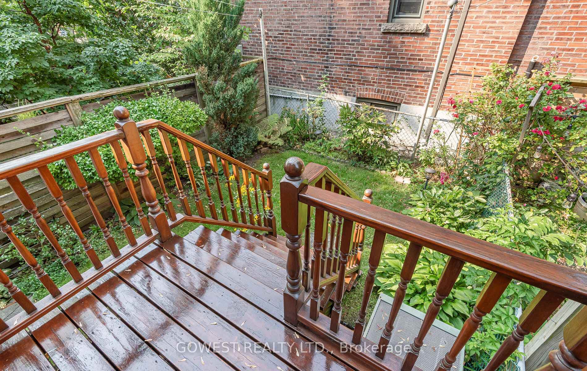 206 Macdonell Avenue photo 40