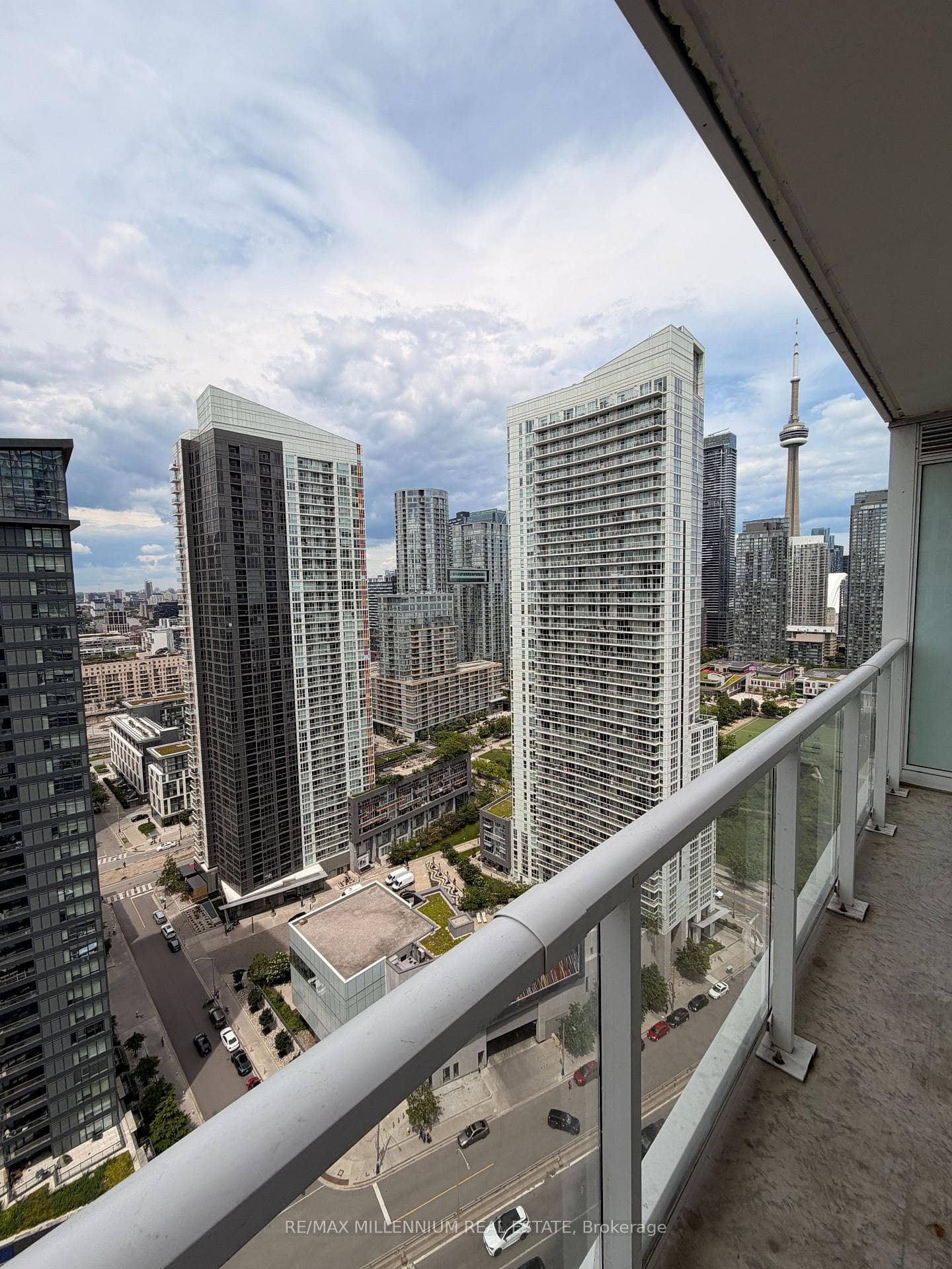 17 Bathurst Street Unit 3209 photo 16